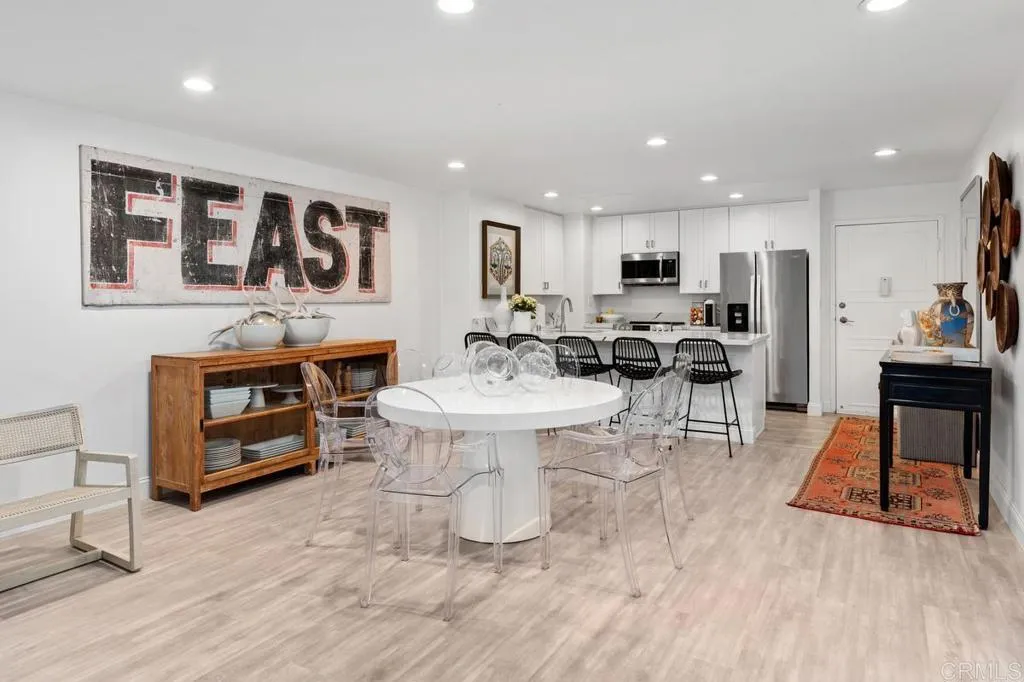 2500 Torrey Pines Rd Unit 201