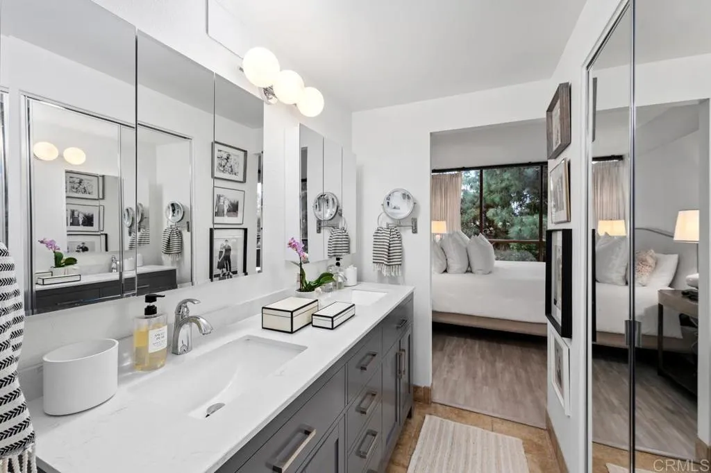 2500 Torrey Pines Rd Unit 201