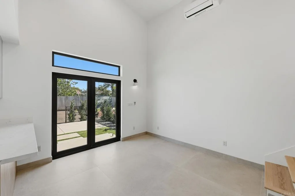 1065 Buena Vista