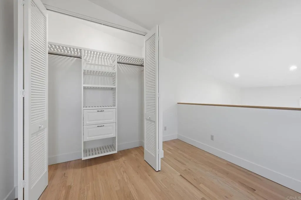 1065 Buena Vista