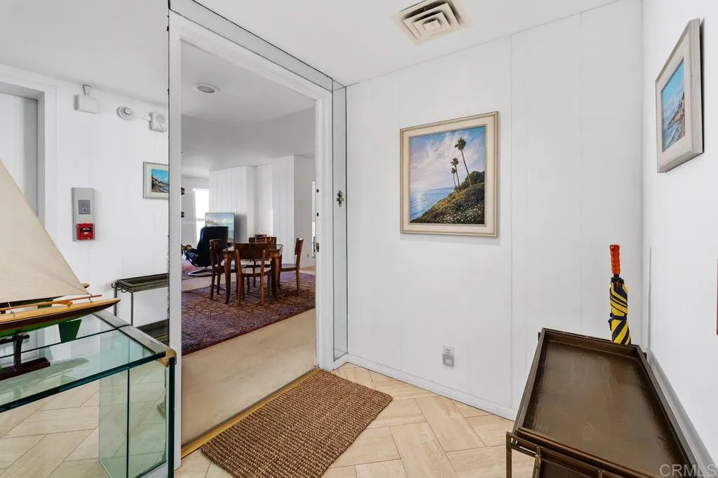 939 Coast Blvd Unit 11b