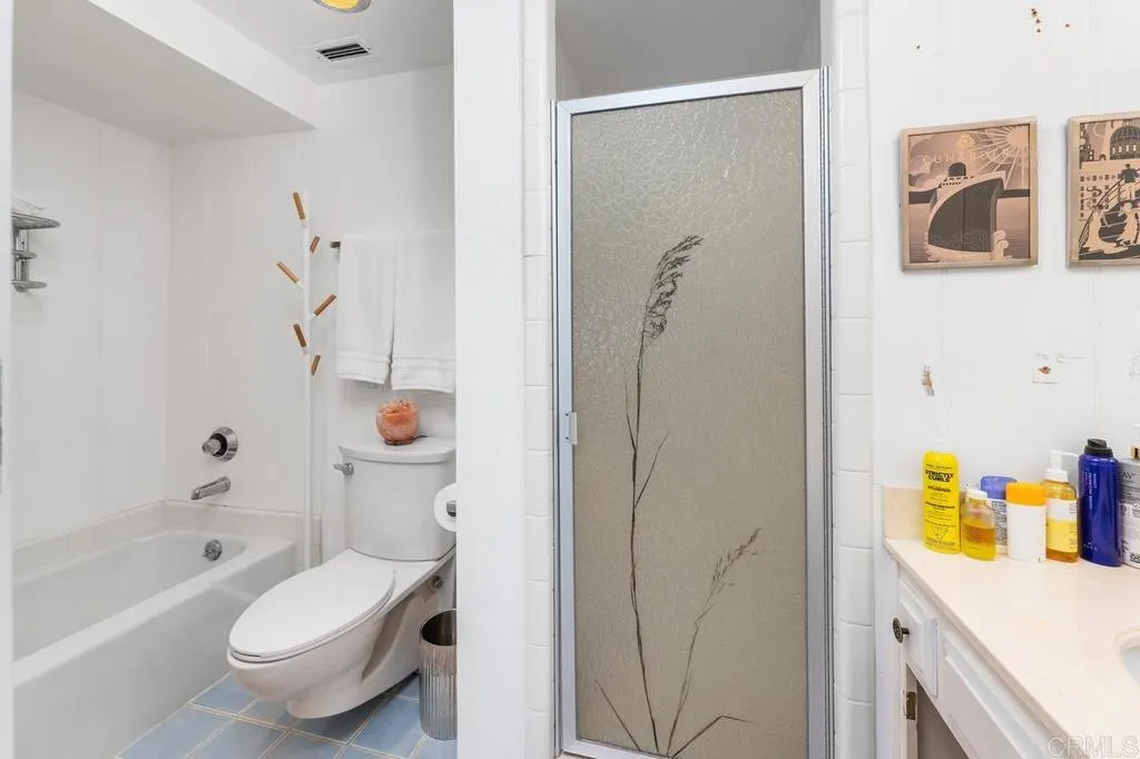 939 Coast Blvd Unit 11b