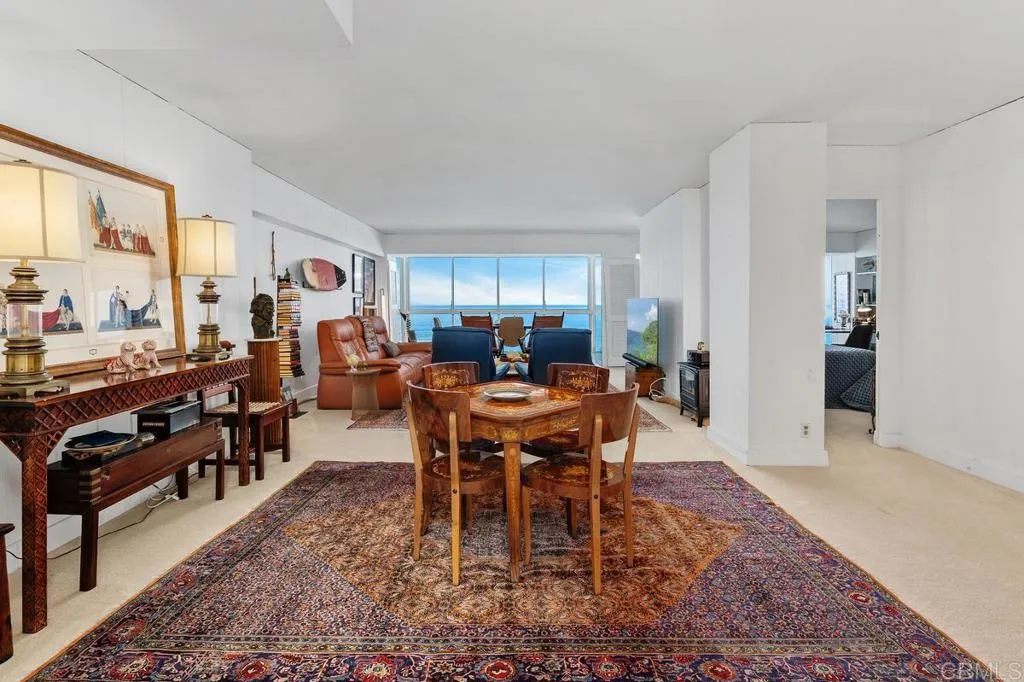939 Coast Blvd Unit 11b