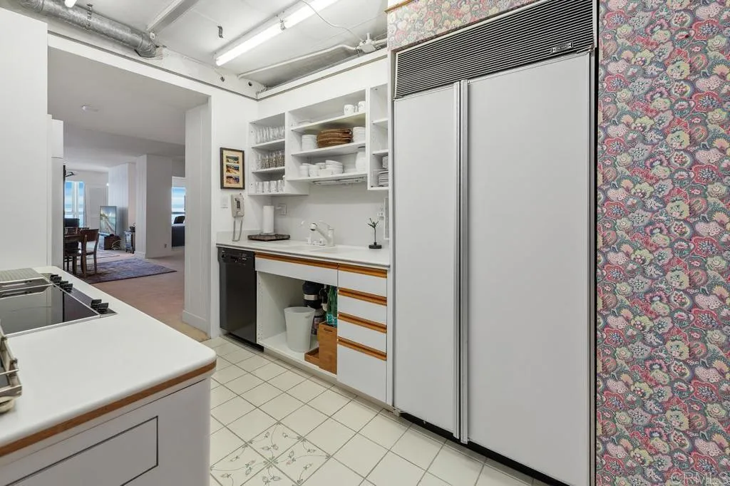 939 Coast Blvd Unit 11b