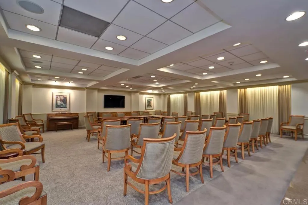 939 Coast Blvd Unit 11b