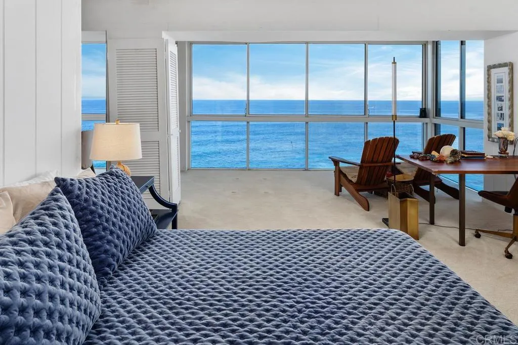 939 Coast Blvd Unit 11b