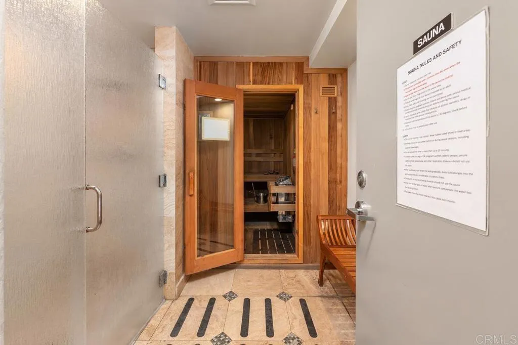 939 Coast Blvd Unit 11b
