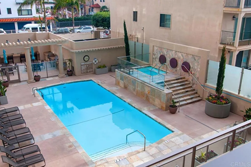 939 Coast Blvd Unit 11b