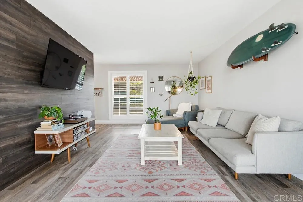 2306 Altisma Way Unit 215