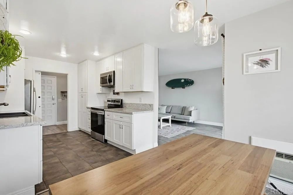 2306 Altisma Way Unit 215