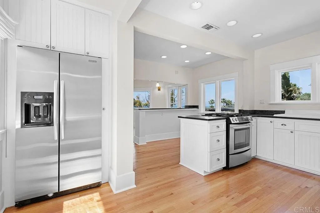 1654 Camino Del Mar Unit: upper