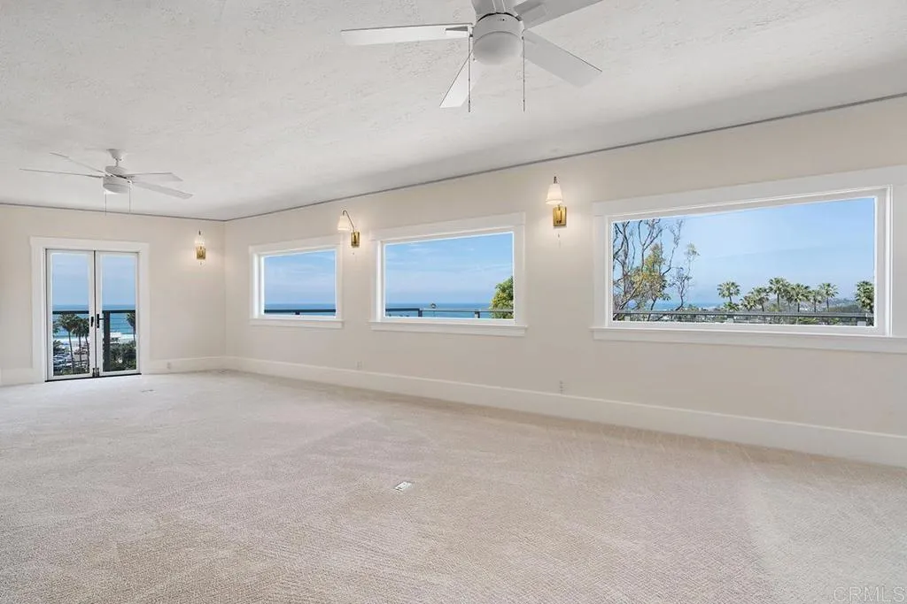 1654 Camino Del Mar Unit: upper