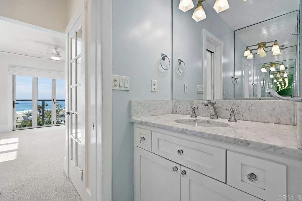 1654 Camino Del Mar Unit: upper