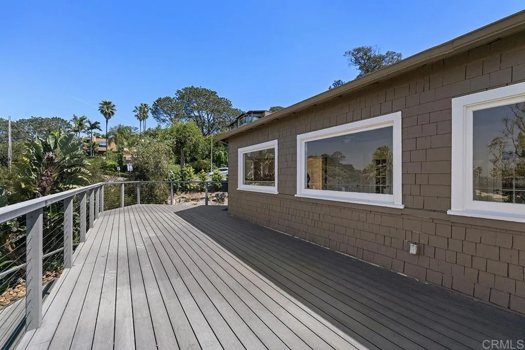 1654 Camino Del Mar Unit: upper