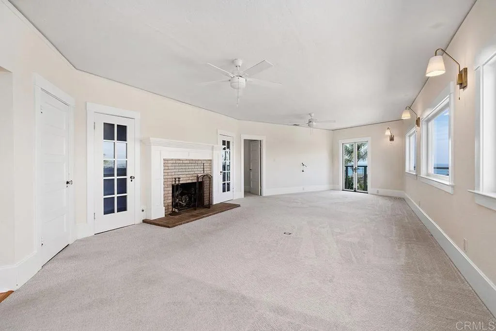 1654 Camino Del Mar Unit: upper