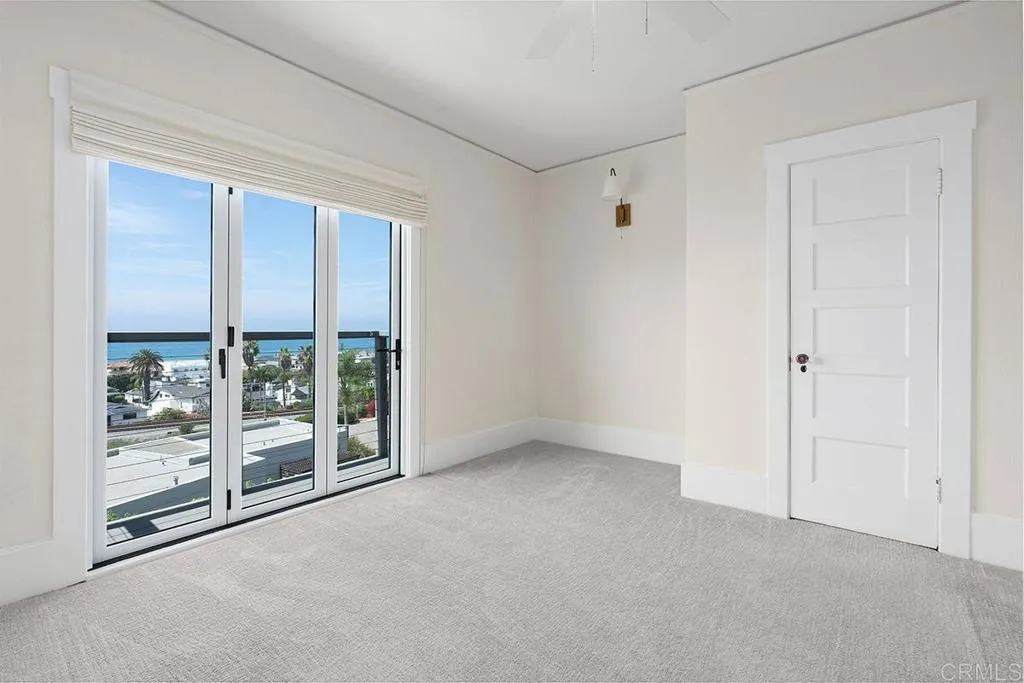 1654 Camino Del Mar Unit: upper