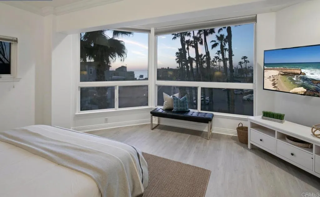 1602 S Pacfic Street Unit 100