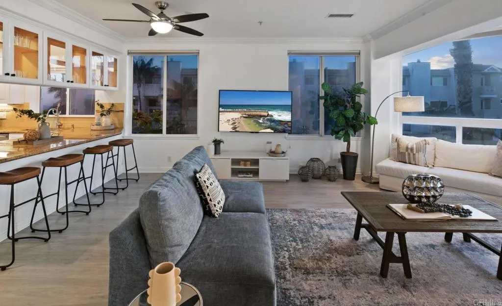 1602 S Pacfic Street Unit 100