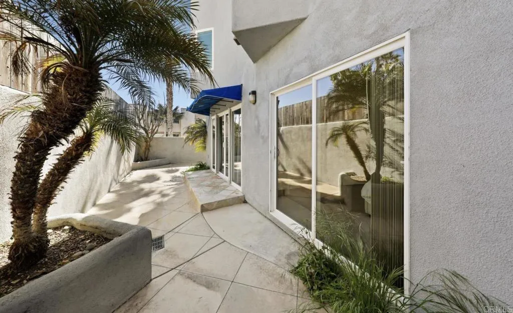 1602 S Pacfic Street Unit 100