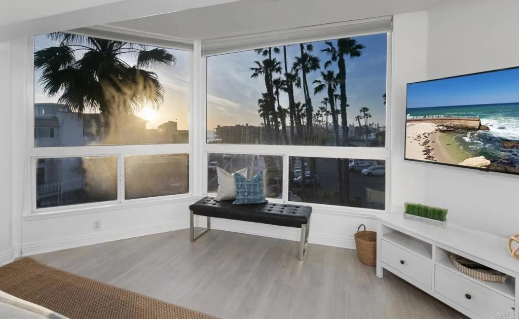 1602 S Pacfic Street Unit 100