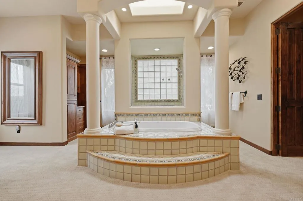 3244 Olivenhain Farms Rd.