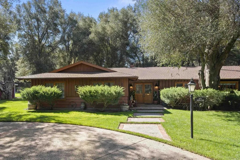 28973 Sequoia Road