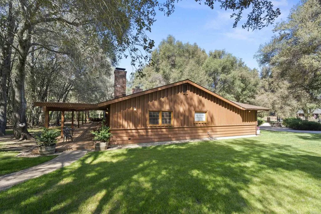 28973 Sequoia Road