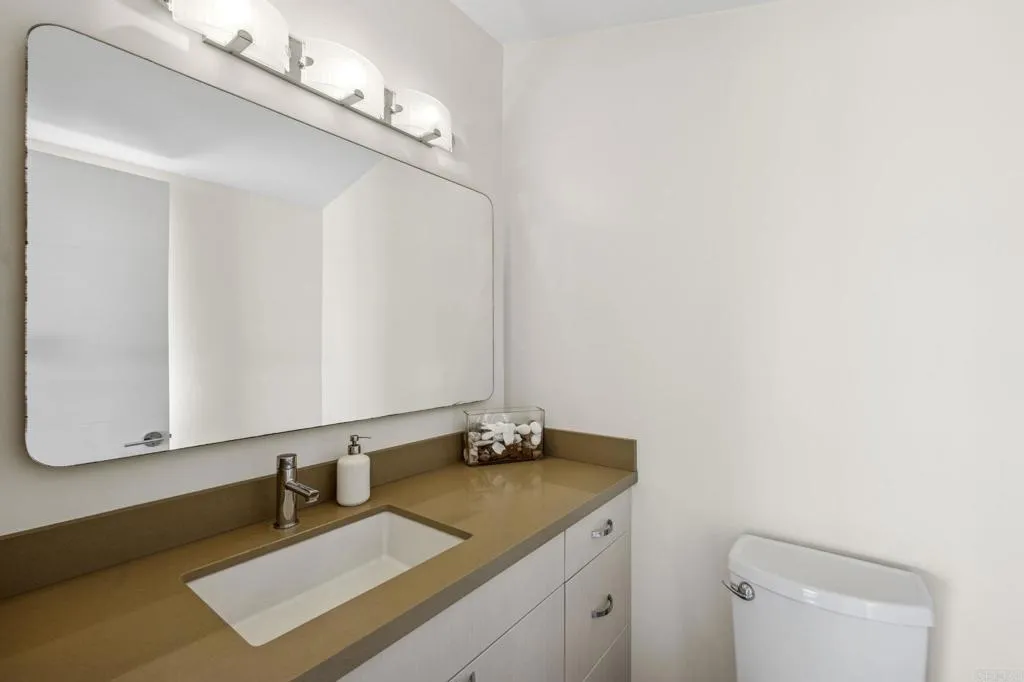 561 S Sierra Avenue Unit 34