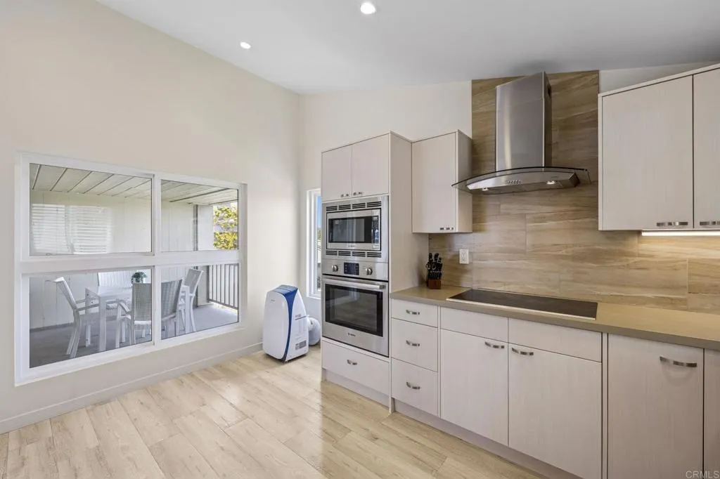 561 S Sierra Avenue Unit 34