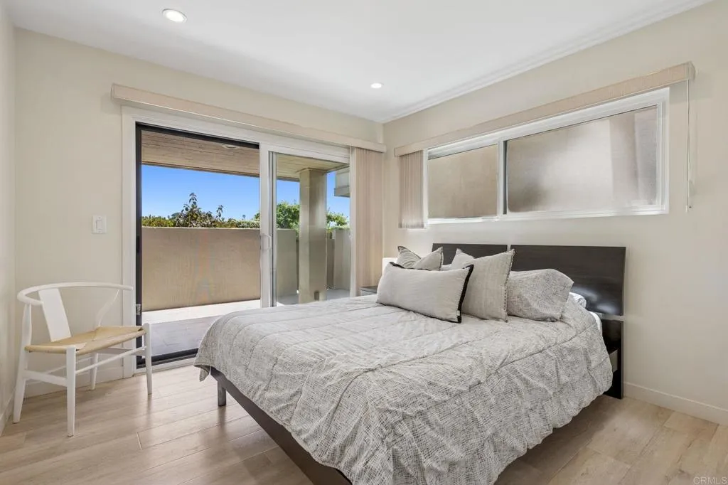 561 S Sierra Avenue Unit 34