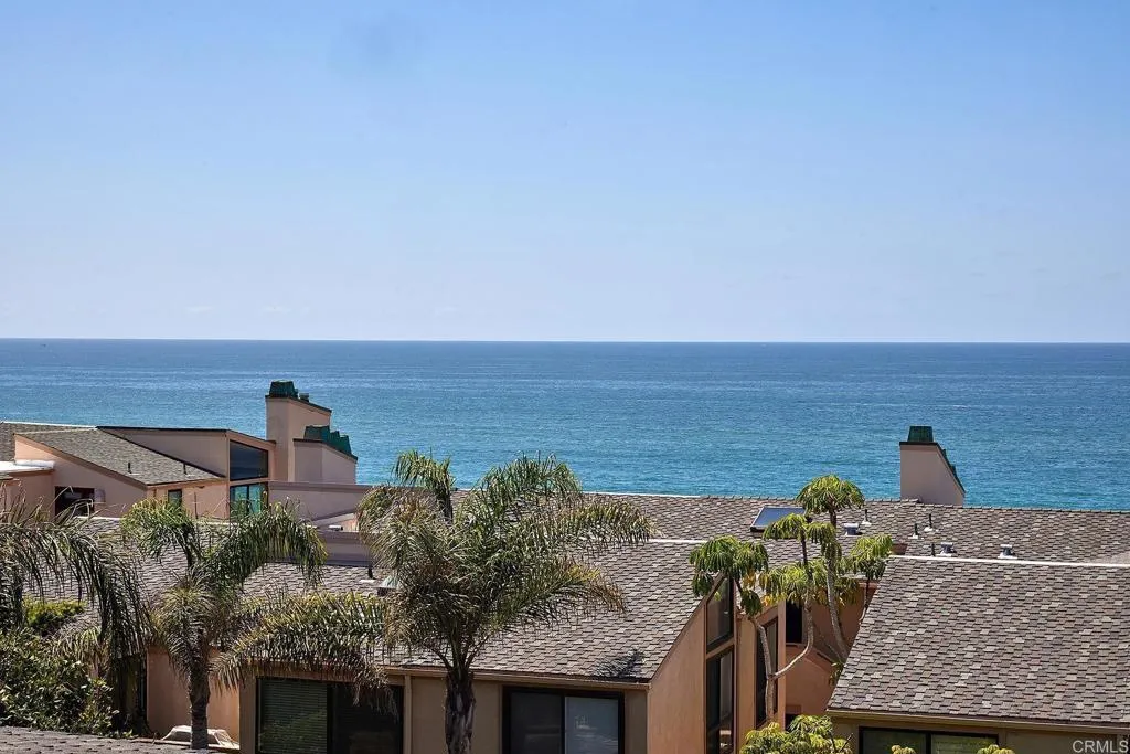 561 S Sierra Avenue Unit 34