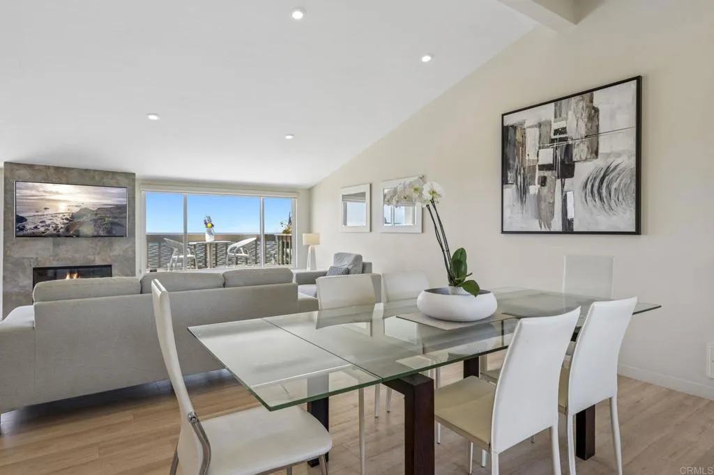 561 S Sierra Avenue Unit 34