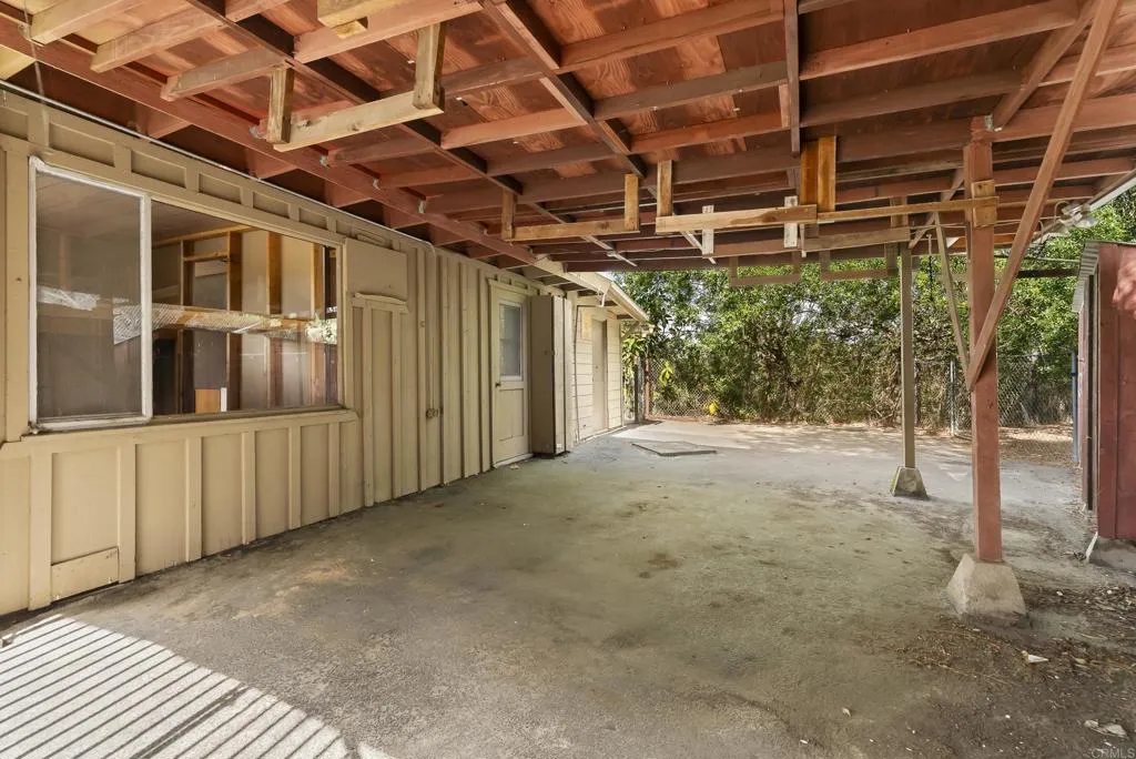 899 Van Horn Rd