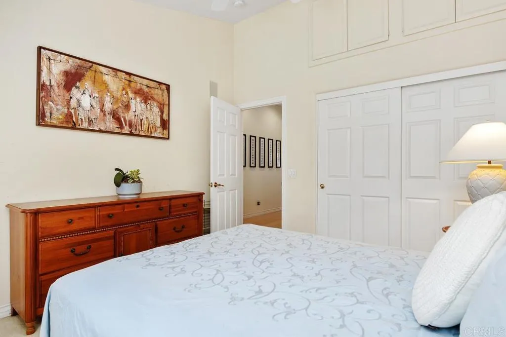 14042 Rue Monaco
