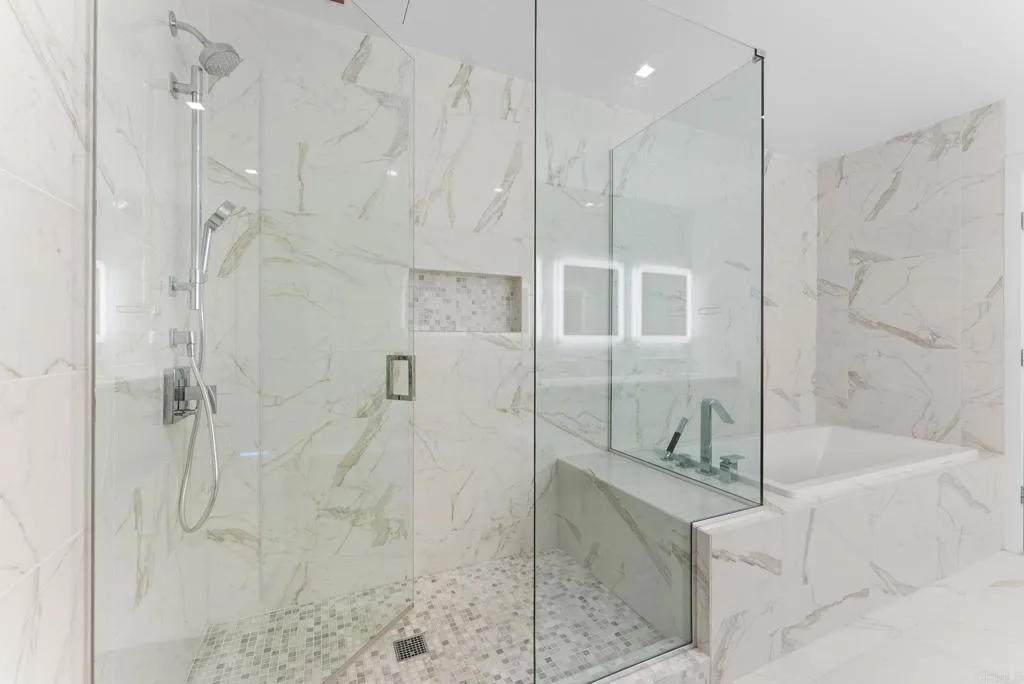 2604 5th Avenue Unit 702