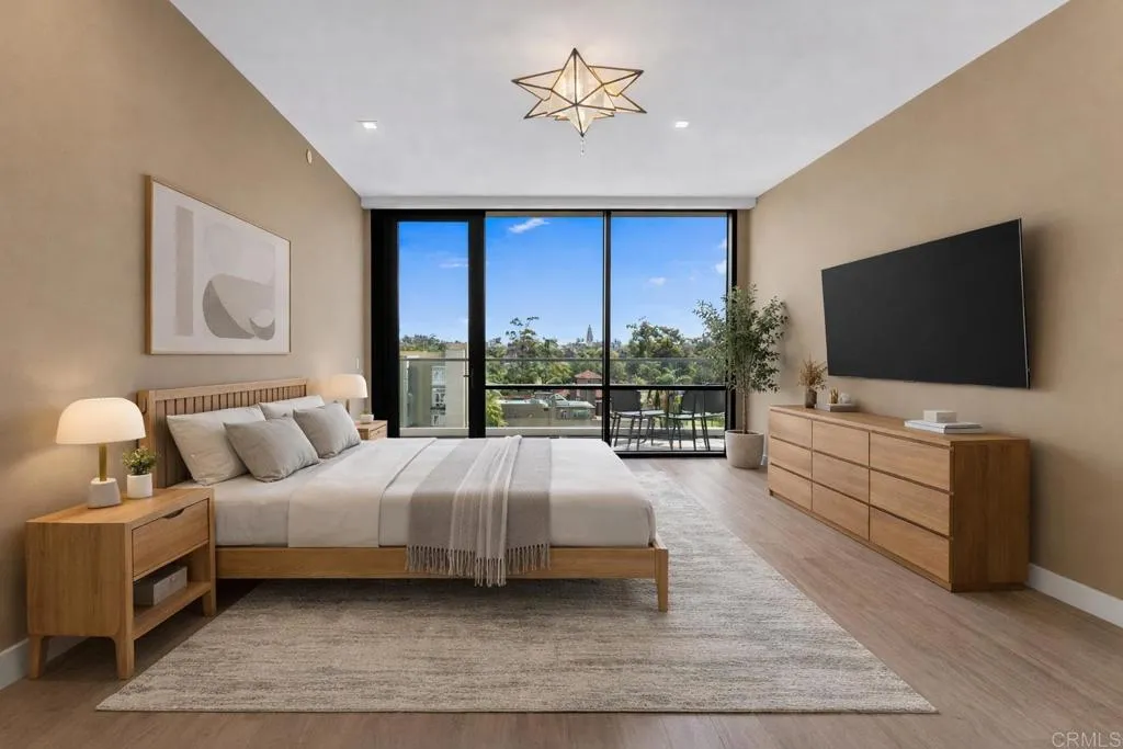 2604 5th Avenue Unit 702