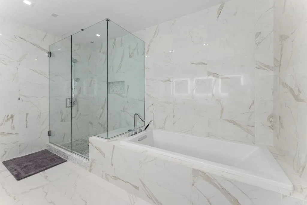 2604 5th Avenue Unit 702