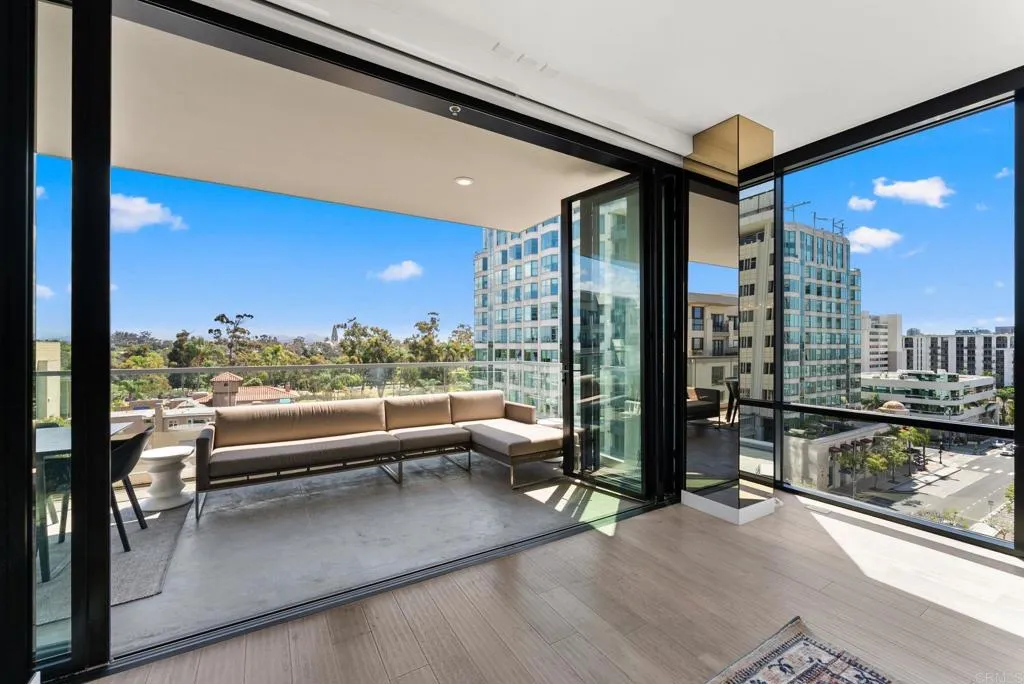 2604 5th Avenue Unit 702