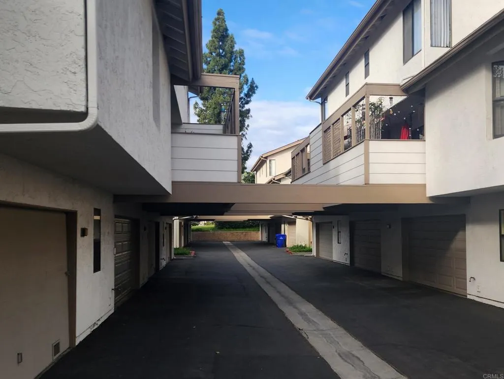 4513 Chateau Drive Drive