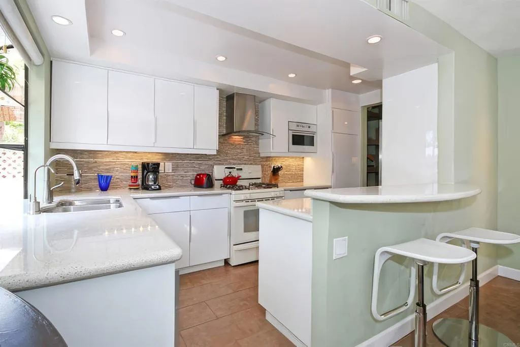 4513 Chateau Drive Drive