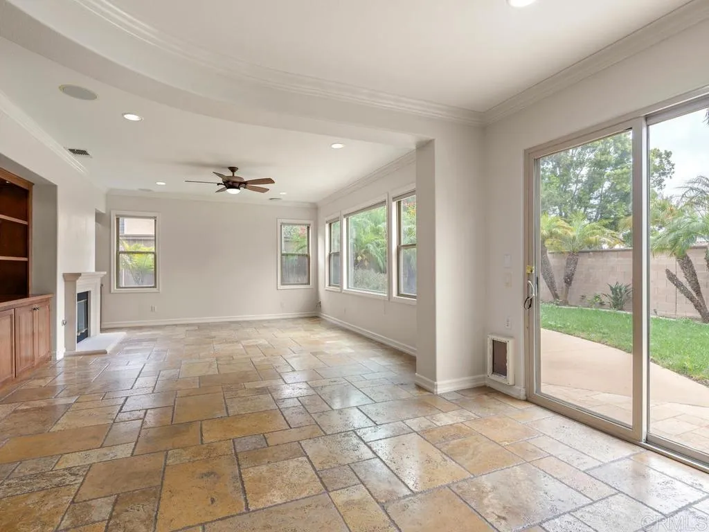 7225 Caribou Court