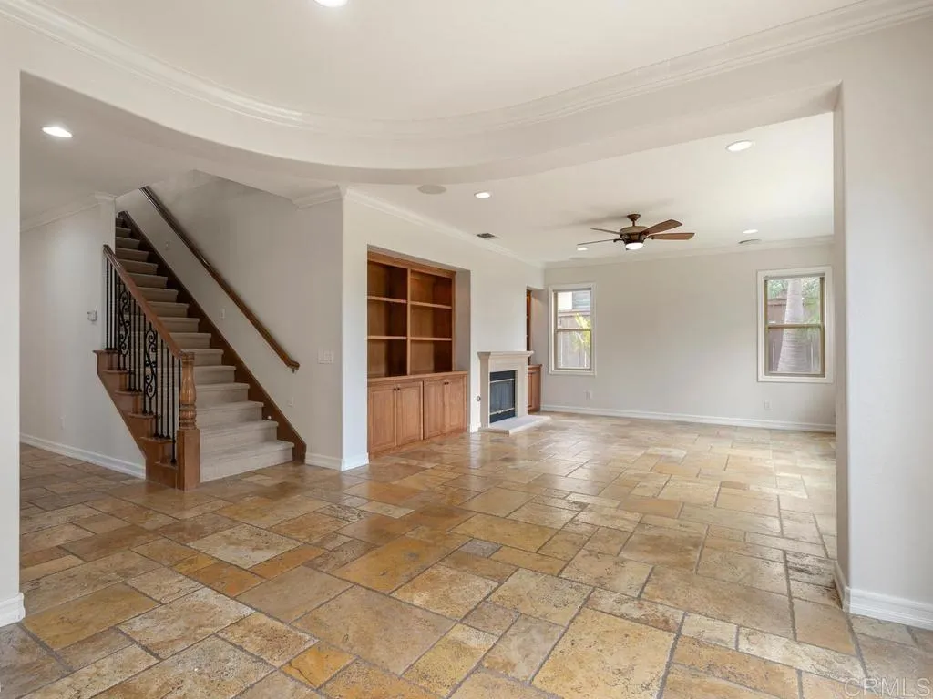 7225 Caribou Court
