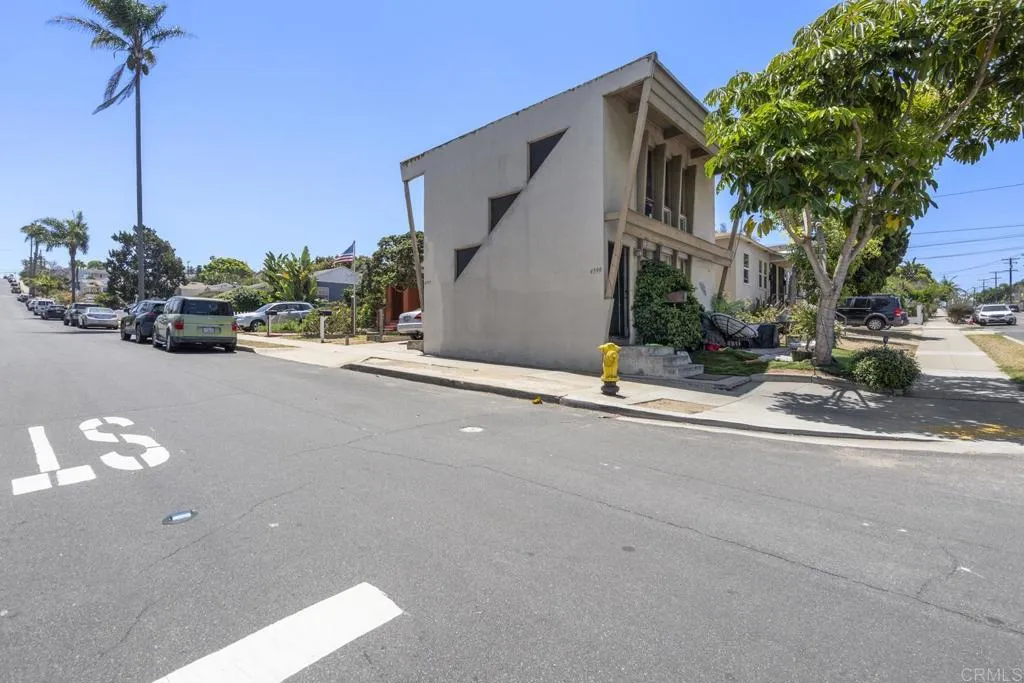 4597 Long Branch Avenue Unit 2