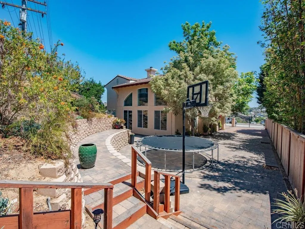 502 Kristen Court