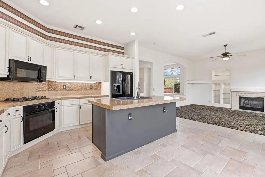 5643 Willowmere Lane