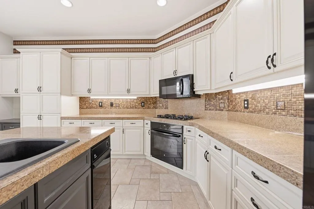 5643 Willowmere Lane