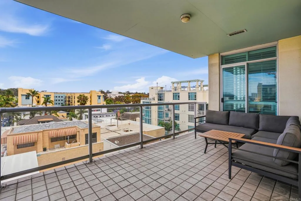 850 Beech St Unit 910