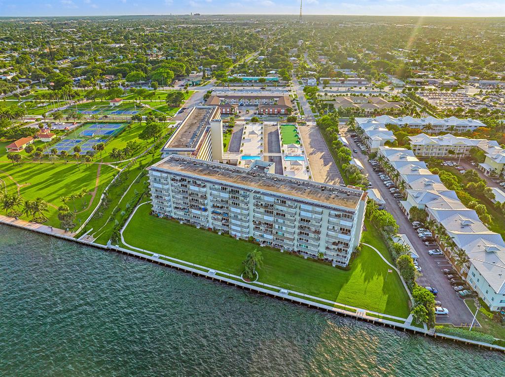 801 Lake Shore Drive 517