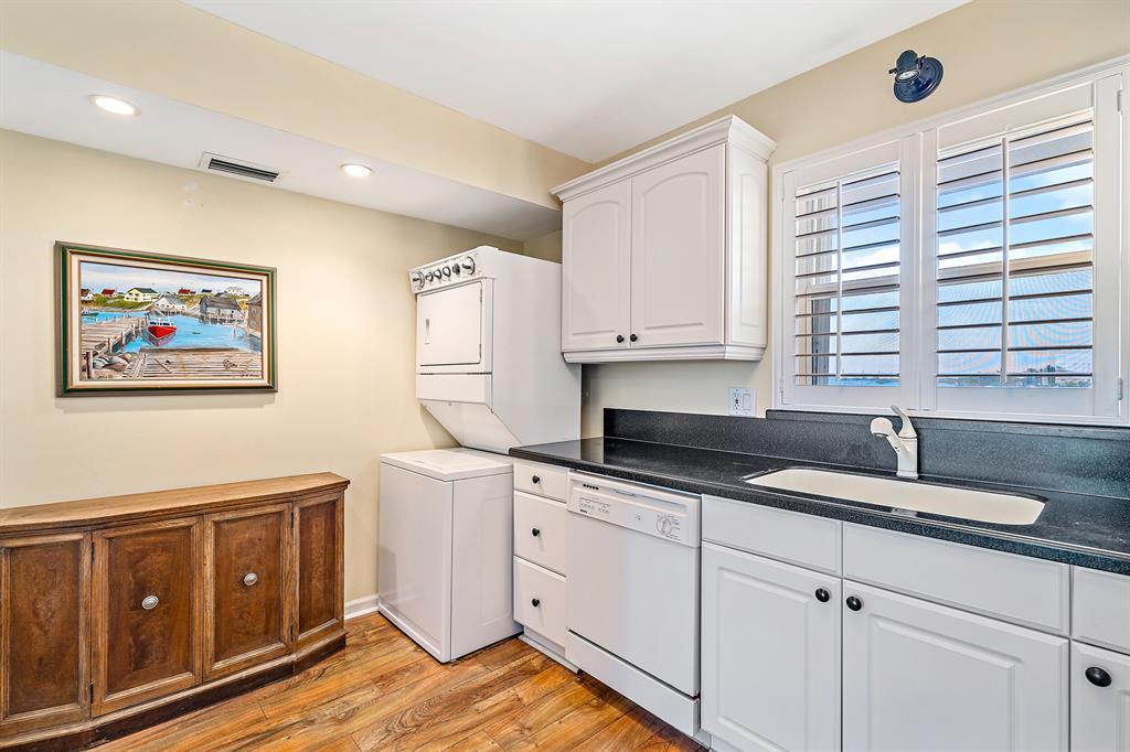 801 Lake Shore Drive 517