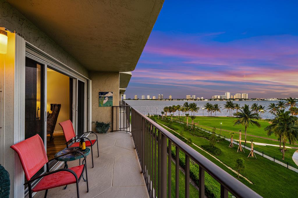 801 Lake Shore Drive 517